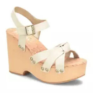 Korks Dawson Sedge Sandals in Off-White.  Sz: 9